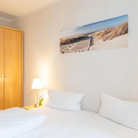 627, Seepark Apartment *