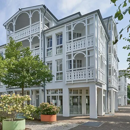 Apartment 627, Seepark *