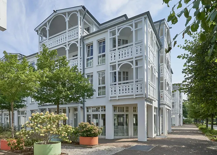 Apartment 627, Seepark *